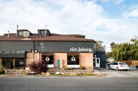 3 Reasons To Shop Local - Vive Juicery